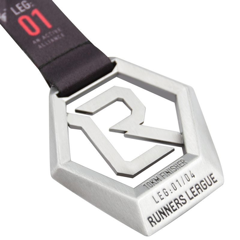 Personalised 3d zinc alloy silver 10km running medal